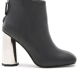 Senso Black Leather Ankle Boot with Silver Block Heel Size 37 EU